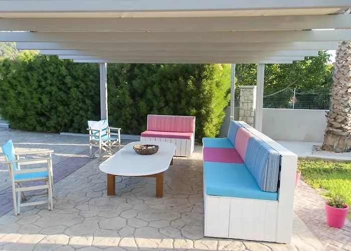 Vergina Sun アパート ファリラキ