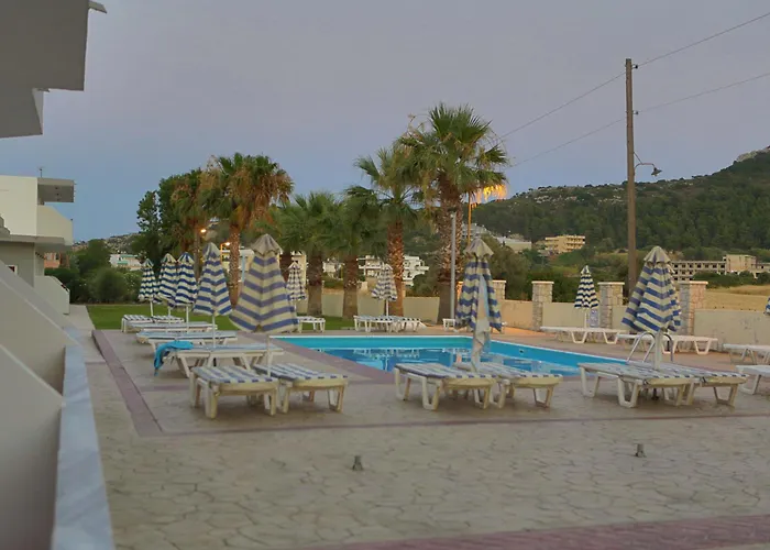 Vergina Sun アパート ファリラキ